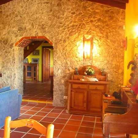 Golf & Surf House
